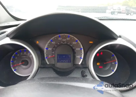 2011 Honda Fit Sport z USA, uszkodzony, nr VIN JHMGE8G58BC002238